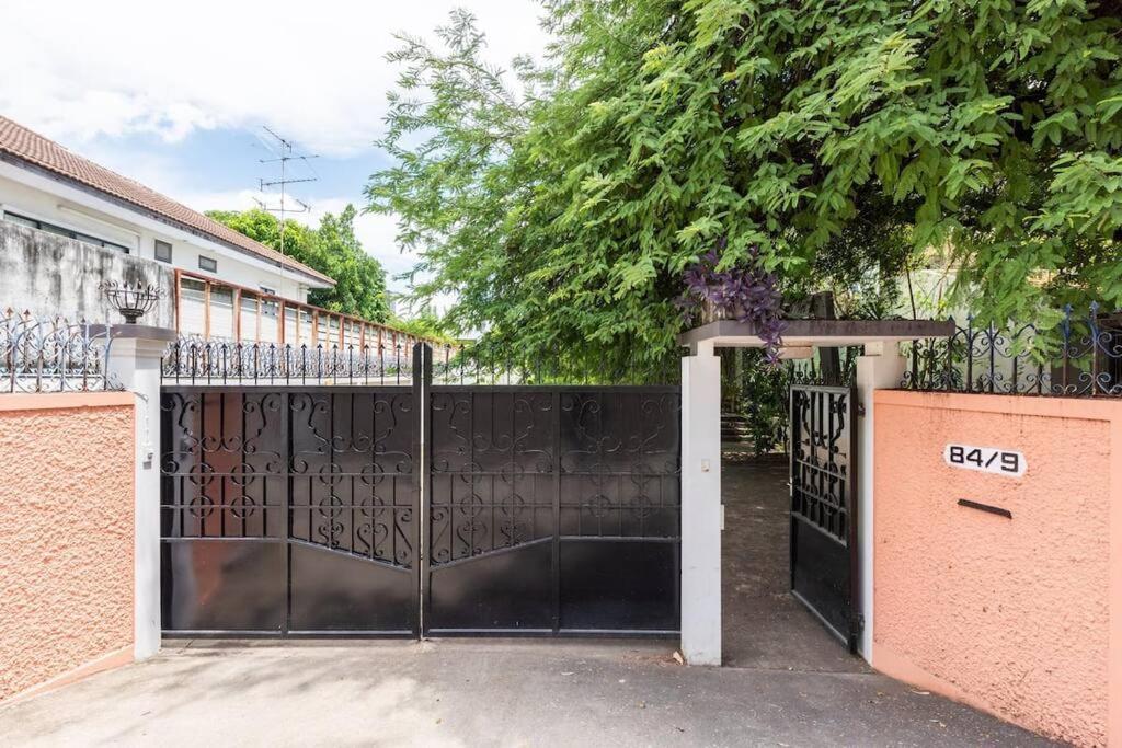 Onnut Pool Homestay Maison d'hôtes Bangkok